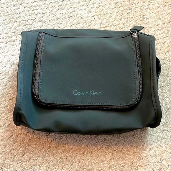 Calvin Klein Other - Calvin Klein Men’s Accessory Bag